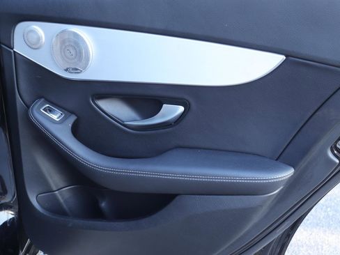 Used 2021 Mercedes-Benz C 300 Sedan image 17