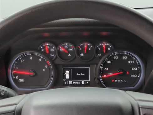 Used 2023 Chevrolet Silverado 2500 Custom w/ Custom Value Package image 22