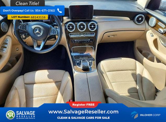 Used 2016 Mercedes-Benz GLC 300 w/ Premium Package image 11