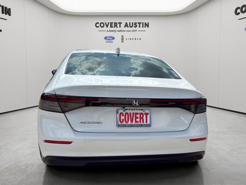 Used 2024 Honda Accord EX image 4