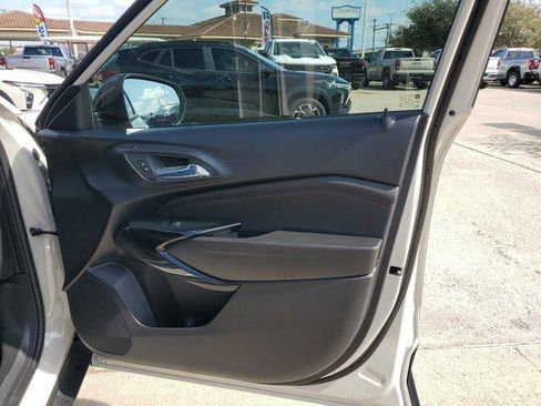 New 2026 Chevrolet Trax RS image 9