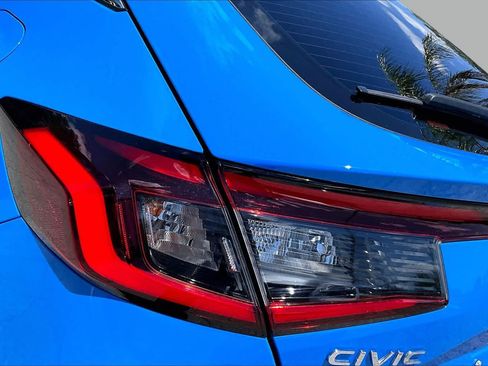 Used 2024 Honda Civic Sport Touring image 29