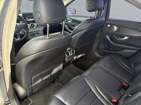 Used 2015 Mercedes-Benz C 300 4MATIC Sedan image 13