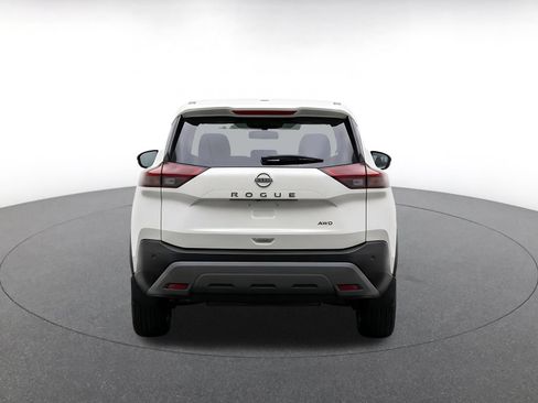 Used 2025 Nissan Rogue SV AWD/4WD image 6