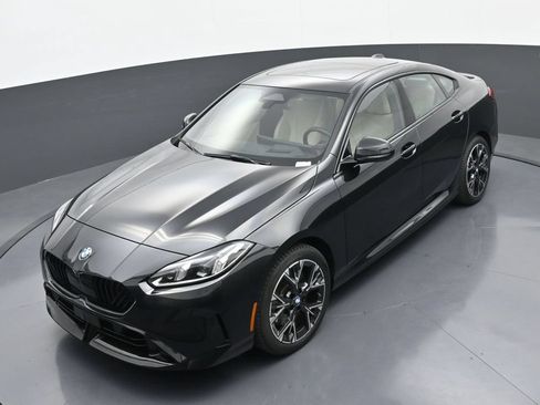 New 2026 BMW 228i xDrive w/ Technology Package AWD/4WD image 32