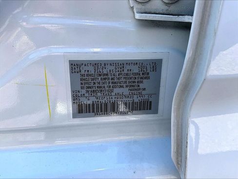 Certified 2024 Nissan Sentra SV FWD image 34