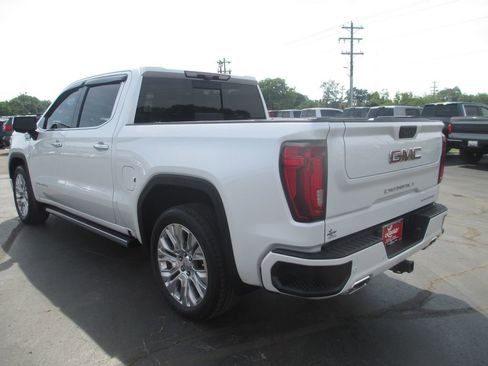 Used 2020 GMC Sierra 1500 Denali w/ Denali Ultimate Package AWD/4WD image 10