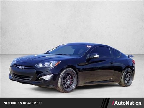 Used 2015 Hyundai Genesis 3.8 RWD image 1