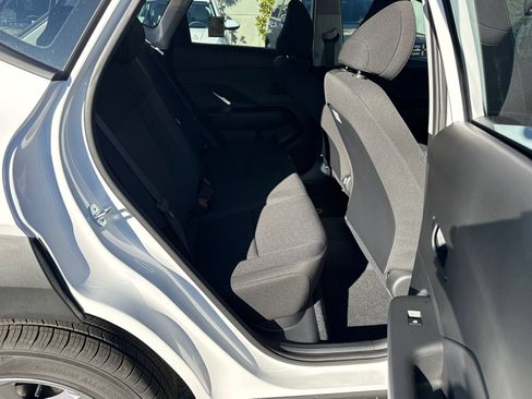 Used 2026 Hyundai Kona SE FWD image 15