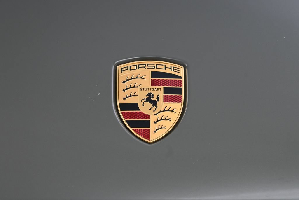 Certified 2026 Porsche Cayenne Electric AWD/4WD image 32