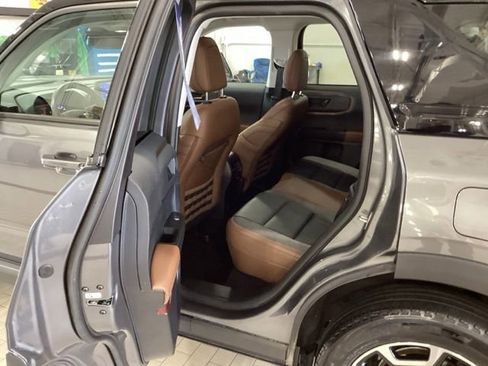 Used 2023 Ford Bronco Sport Outer Banks w/ Tech Package AWD/4WD image 12