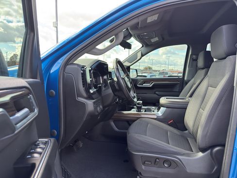 Used 2022 Chevrolet Silverado 1500 RST w/ Protection Package image 13