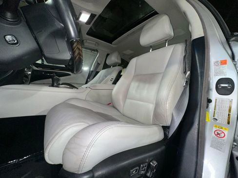 Used 2017 Lexus LS 460 F Sport image 22
