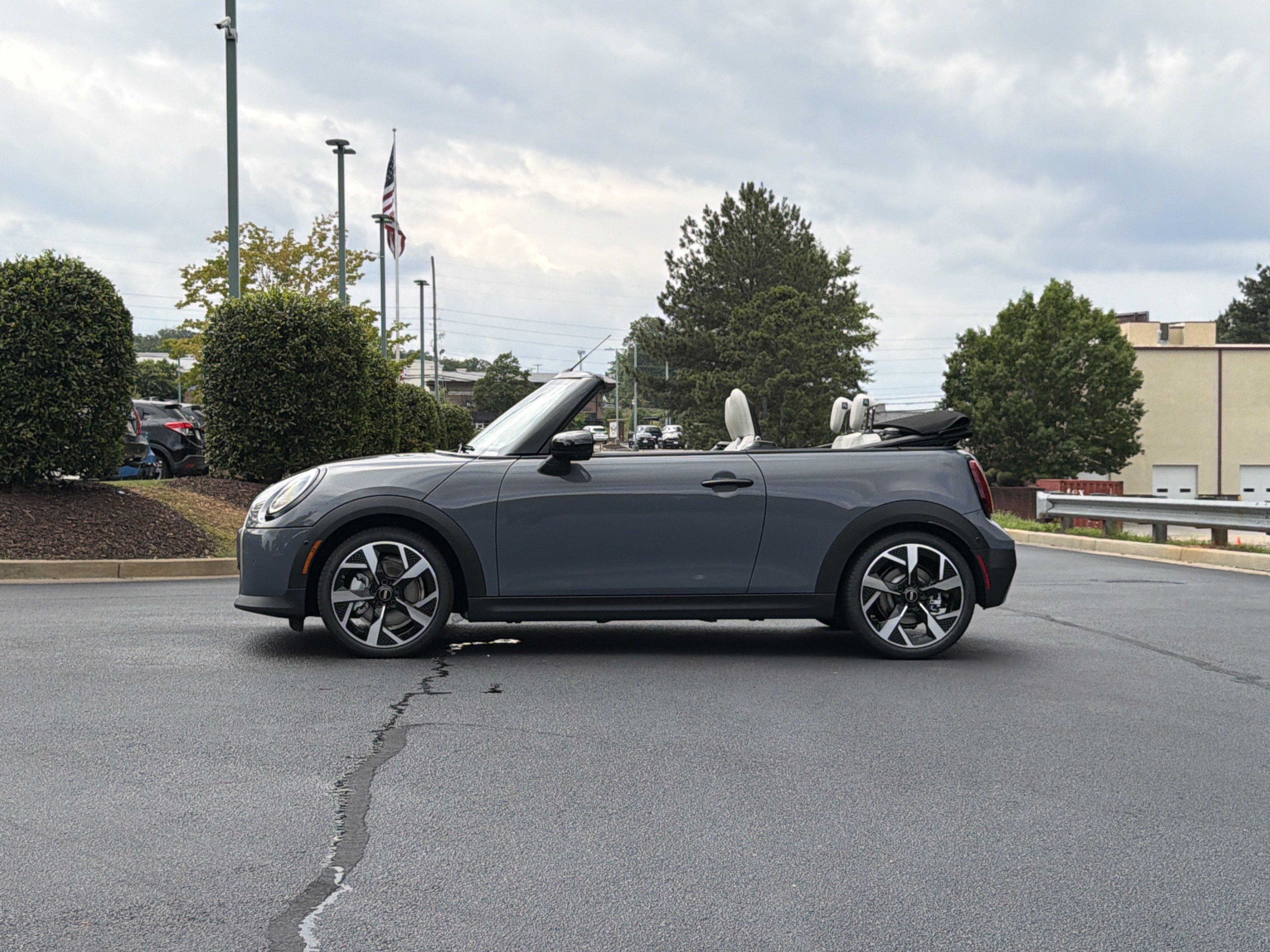 Used 2026 MINI Cooper S FWD image 13