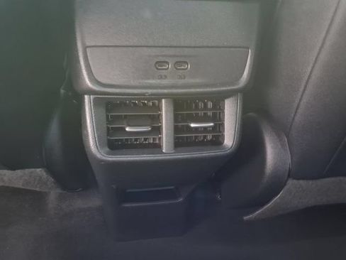 Used 2026 Chevrolet Equinox LT w/ Convenience Package II FWD image 20