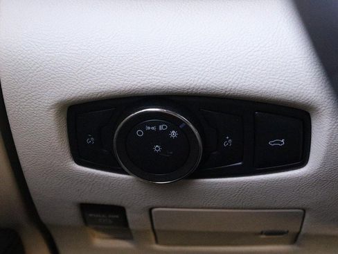 Used 2020 Lincoln Continental Reserve w/ Luxury Package image 20