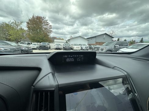 Used 2022 Subaru Forester Wilderness AWD/4WD image 30