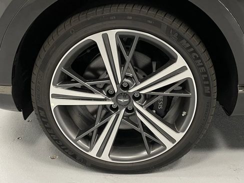 New 2025 Genesis GV80 3.5T e-SC image 8