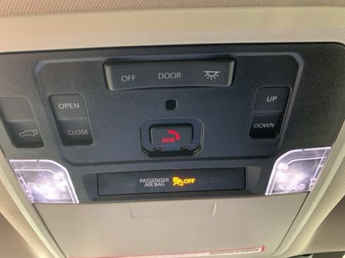 Used 2023 Toyota Sequoia SR5 w/ SR5 Premium Package AWD/4WD image 25