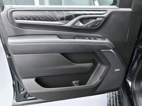 Used 2023 GMC Yukon Denali w/ Max Trailering Package image 12