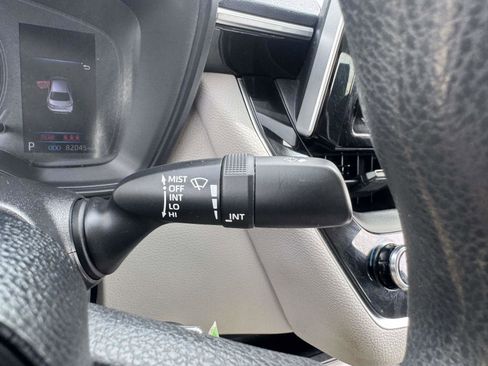 Used 2020 Toyota Corolla LE FWD image 28
