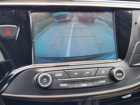 Used 2020 Buick Envision Preferred FWD image 19