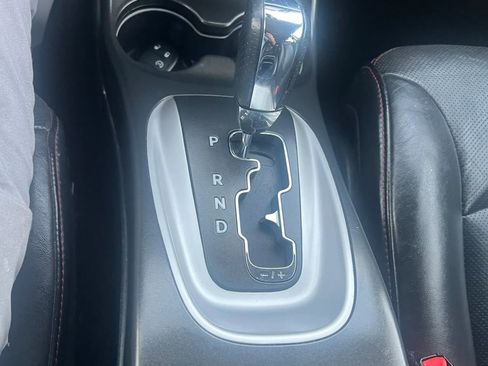 Used 2018 Dodge Journey GT FWD image 14