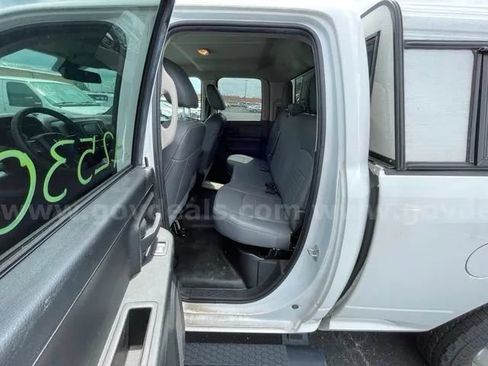 Used 2019 RAM 1500 Tradesman AWD/4WD image 26