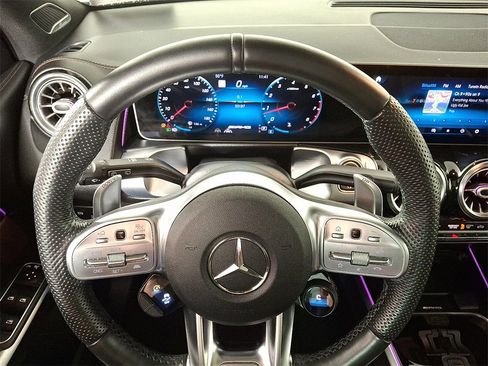 Used 2021 Mercedes-Benz GLB 35 AMG 4MATIC image 19