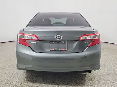 Used 2012 Toyota Camry LE FWD image 6