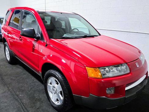 Used 2004 Saturn Vue AWD V6 w/ Comfort Pkg image 5