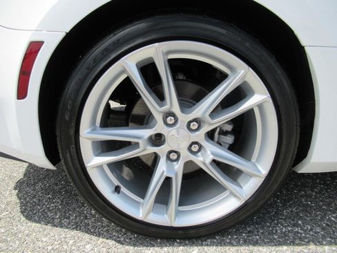 Used 2022 Chevrolet Camaro LT w/ RS Package RWD image 8