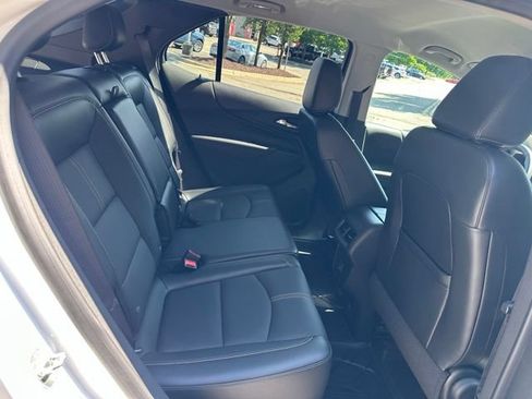 Used 2024 Chevrolet Equinox Premier w/ LPO, Floor Liner Package AWD/4WD image 27