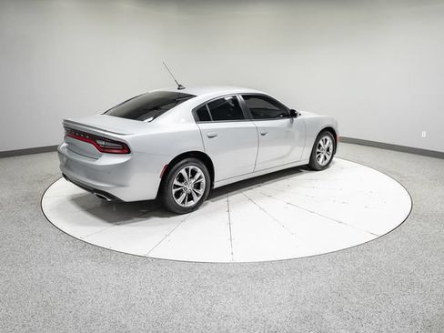 Used 2020 Dodge Charger SXT AWD/4WD image 24