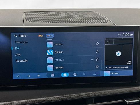 Used 2025 Hyundai Santa Fe XRT image 17