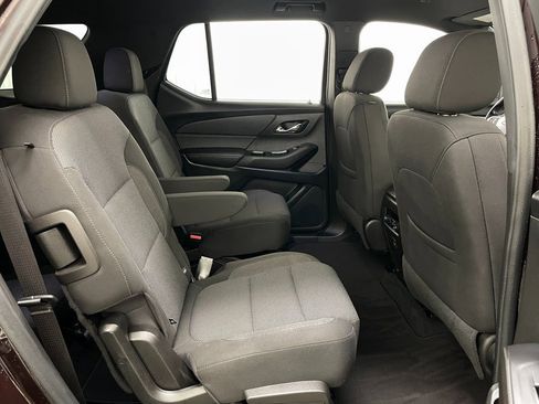 Certified 2022 Chevrolet Traverse LT image 42