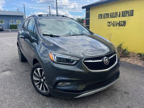 Used 2018 Buick Encore Essence FWD image 1