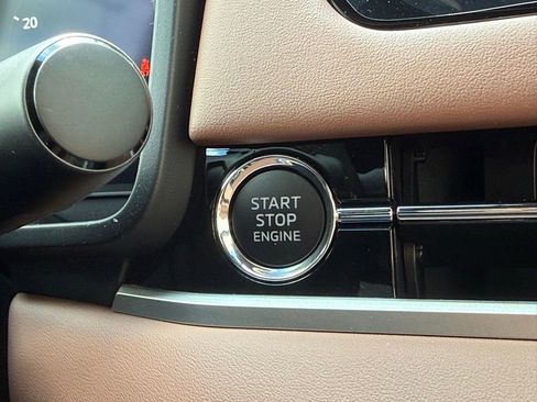 New 2026 Mitsubishi Outlander SEL image 12