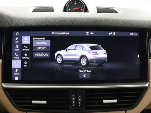 Used 2020 Porsche Cayenne AWD/4WD image 28