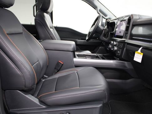 New 2026 Ford F250 Lariat w/ Chrome Package image 29