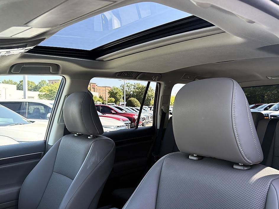 Used 2019 Lexus GX 460 Premium AWD/4WD image 17