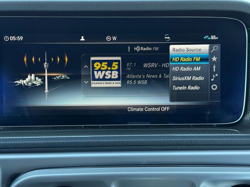 Used 2021 Mercedes-Benz G 550 w/ AMG Line image 30