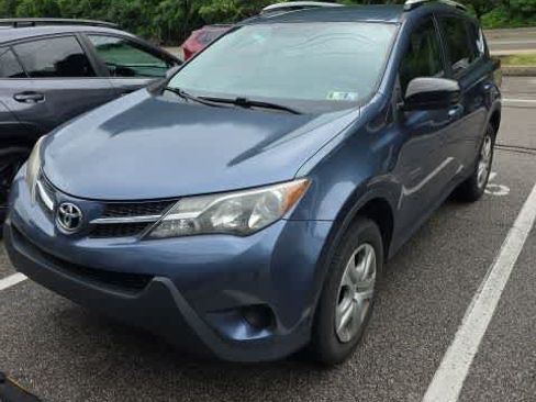 Used 2014 Toyota RAV4 LE AWD/4WD image 1