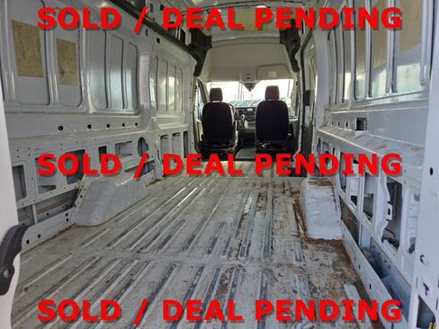 Used 2022 Ford Transit 250 148 High Roof Extended AWD image 12