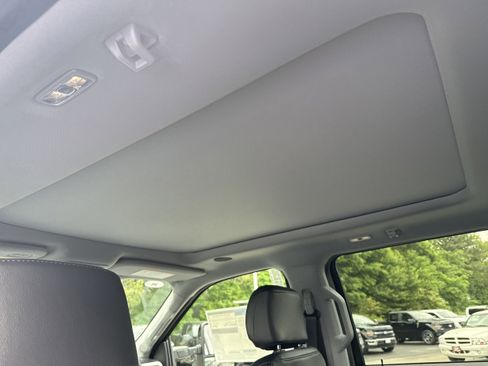 New 2025 Ford F350 Lariat w/ Lariat Ultimate Package image 44