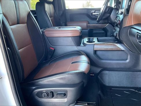 Used 2021 Chevrolet Silverado 1500 High Country AWD/4WD image 25
