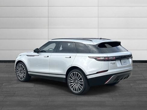 Used 2019 Land Rover Range Rover Velar R-Dynamic SE image 3