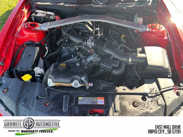 Used 2014 Ford Mustang Convertible RWD image 27
