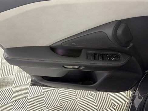 Used 2025 Lexus TX 550h AWD Plug-In Hybrid w/ Technology Package image 26