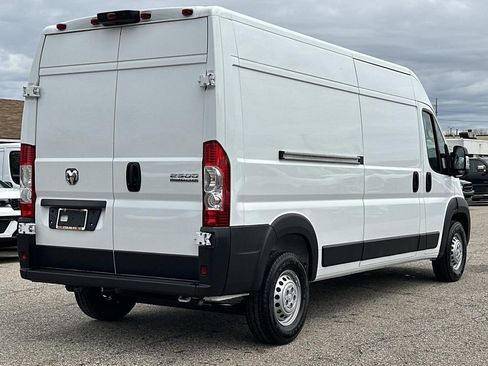 New 2026 RAM ProMaster 2500 w/ Convenience Group FWD image 3